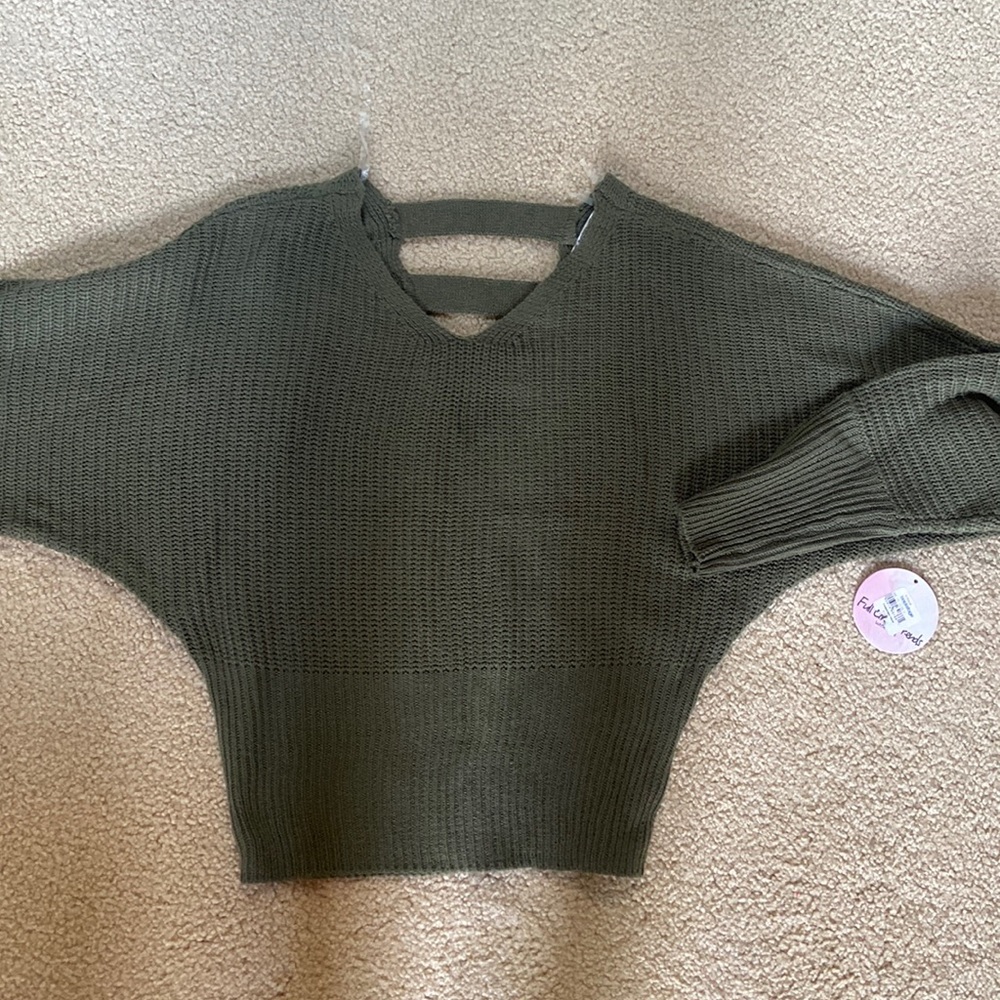 Cropped green sweater size S